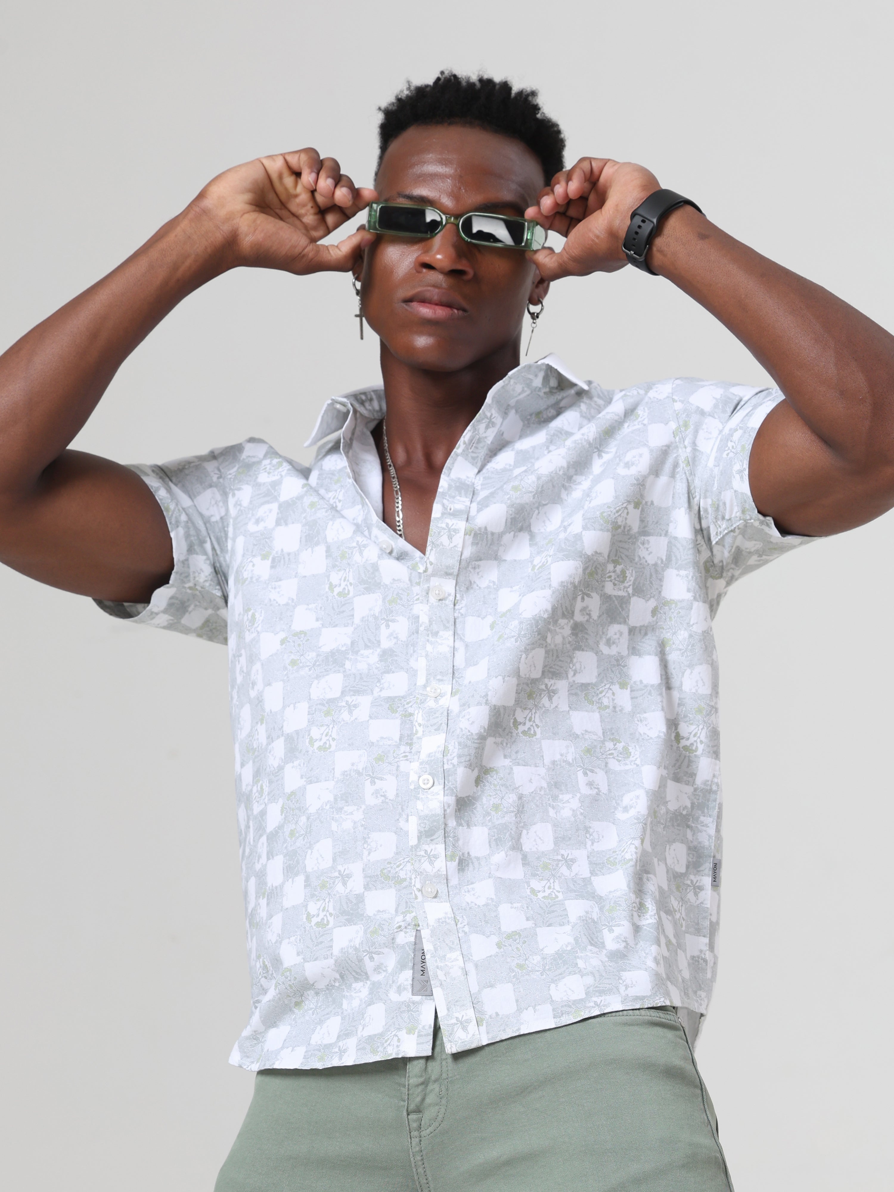 Short sleeve shirt