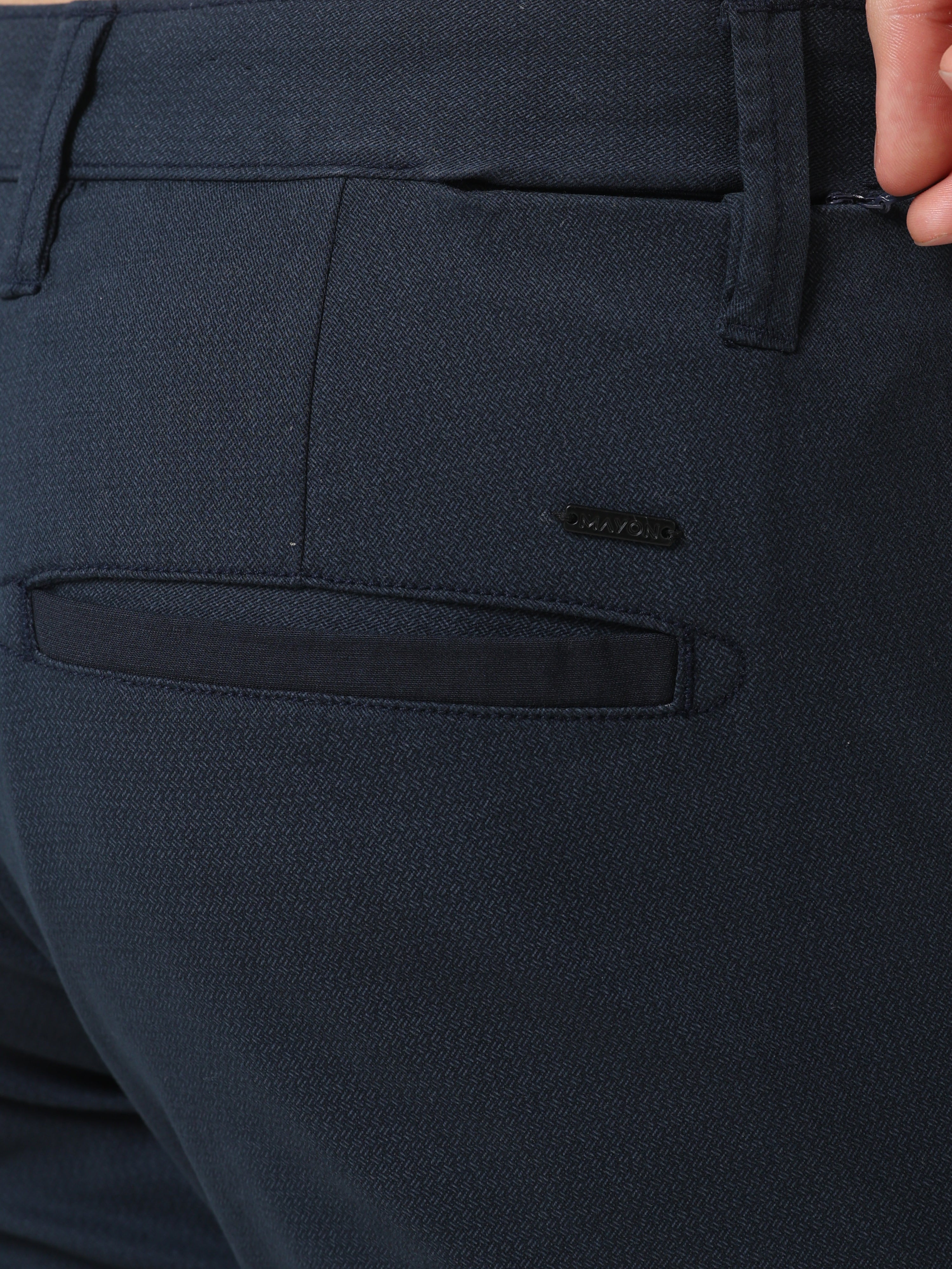 Comfort Fit Chinos
