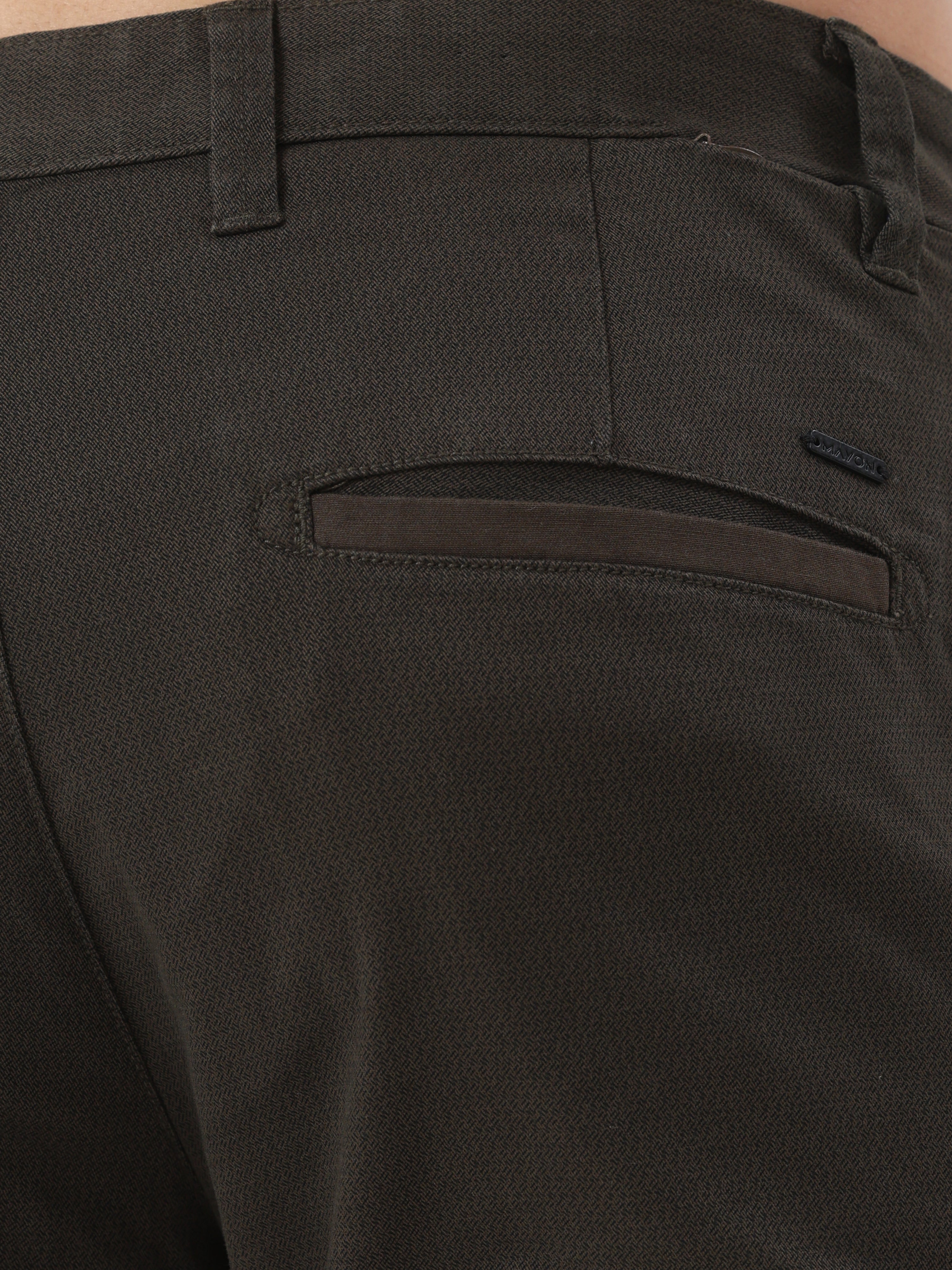 Comfort Fit Chinos