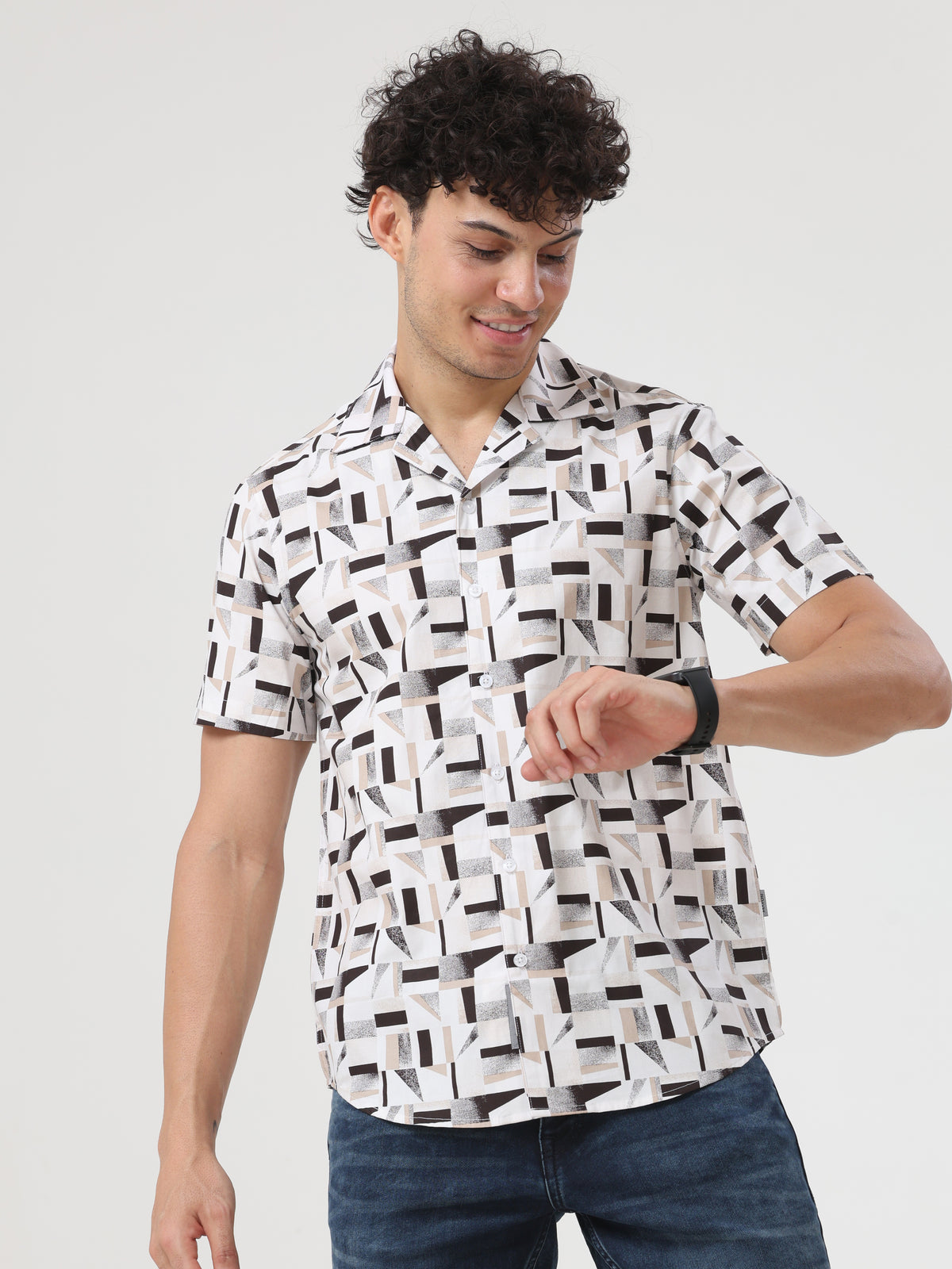 Short sleeve shirt