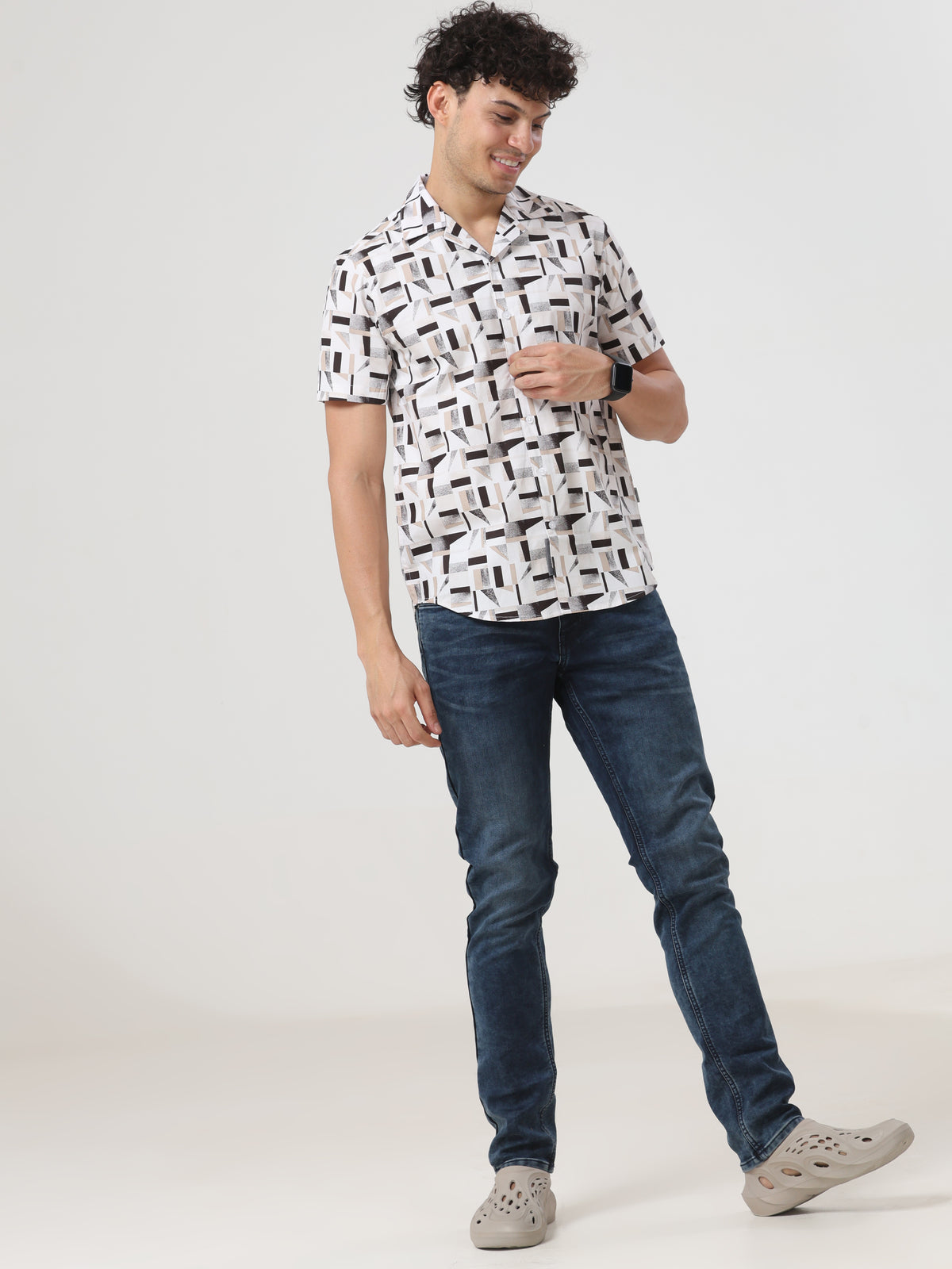 Short sleeve shirt