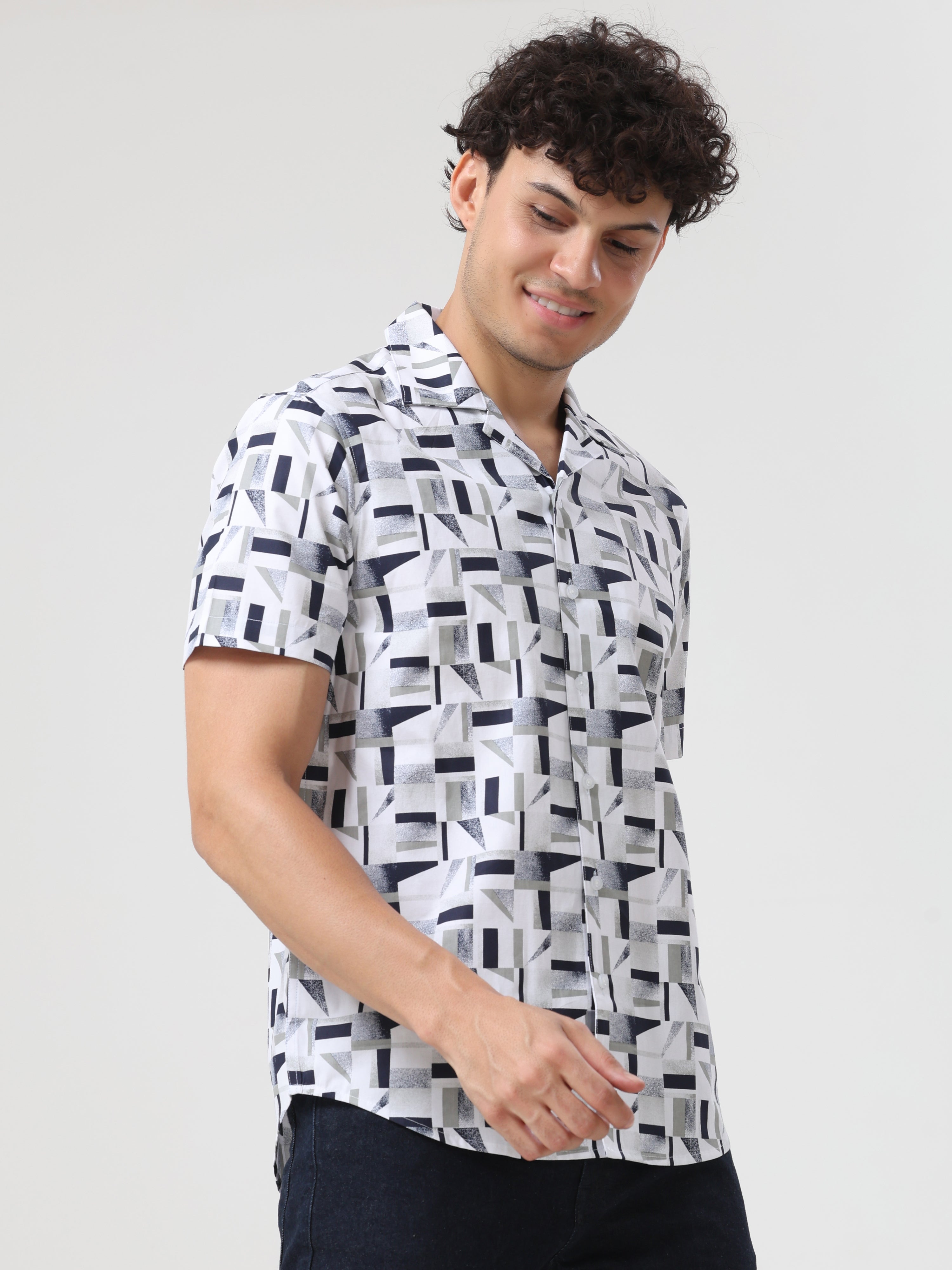 Short sleeve shirt