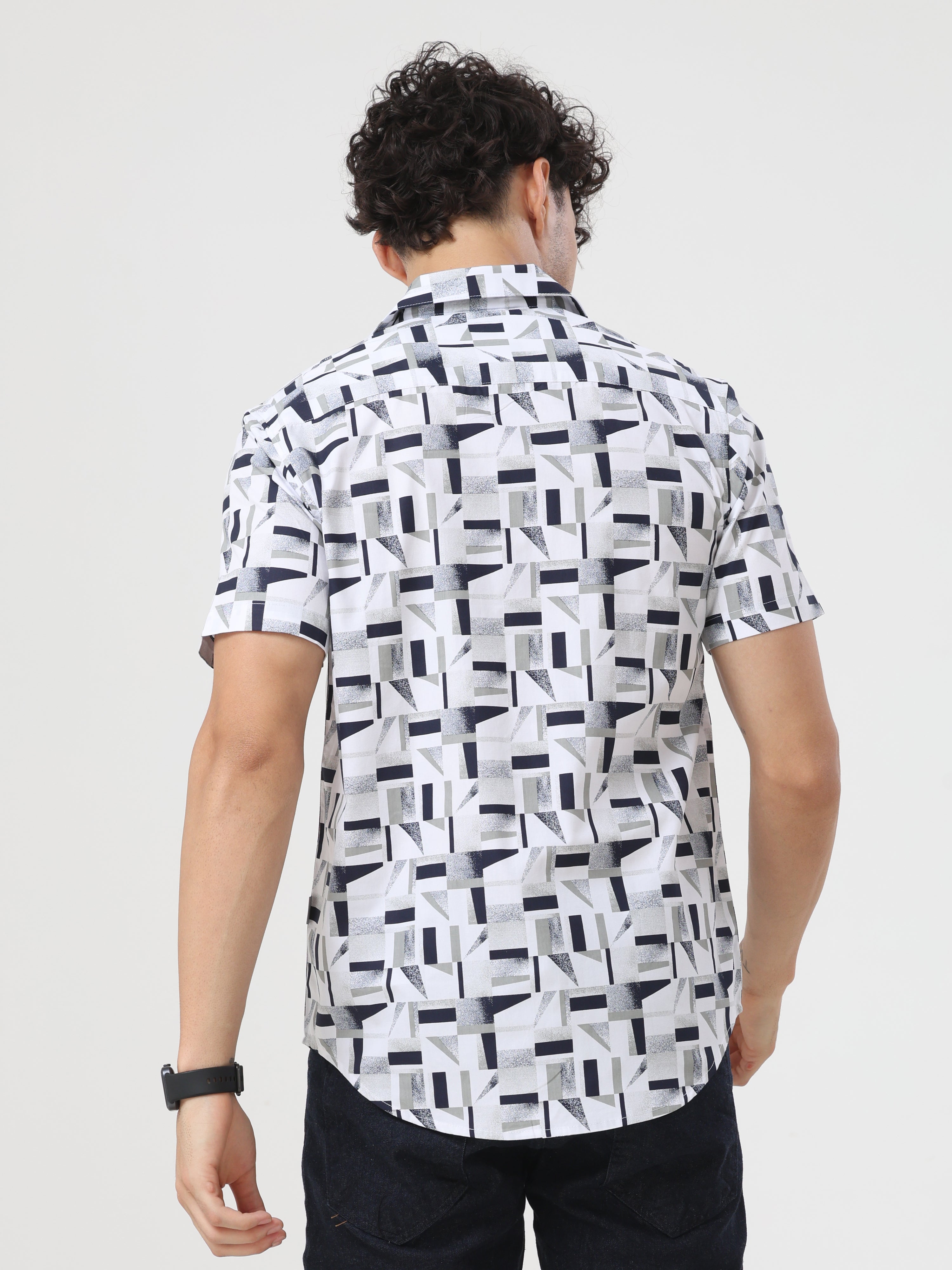 Short sleeve shirt