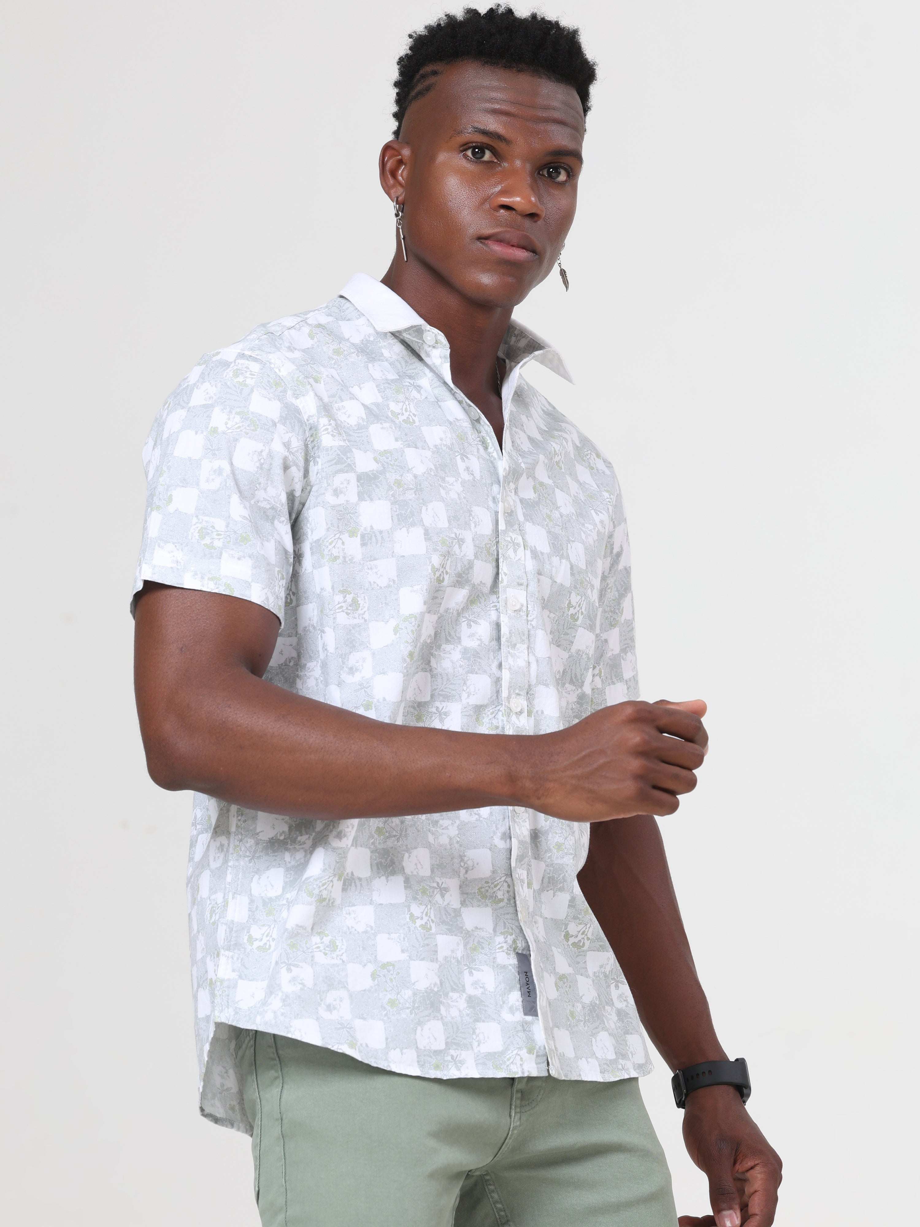 Short sleeve shirt