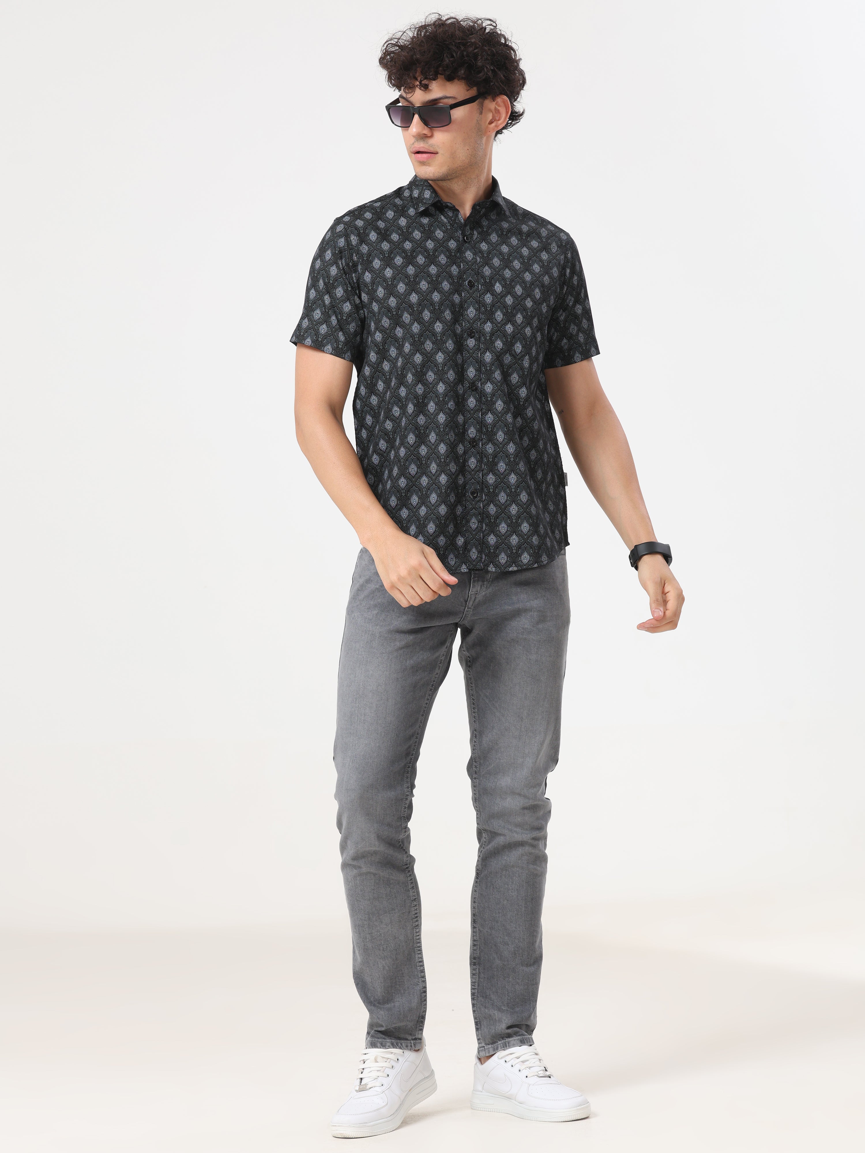Light Wash Slim Fit Jeans
